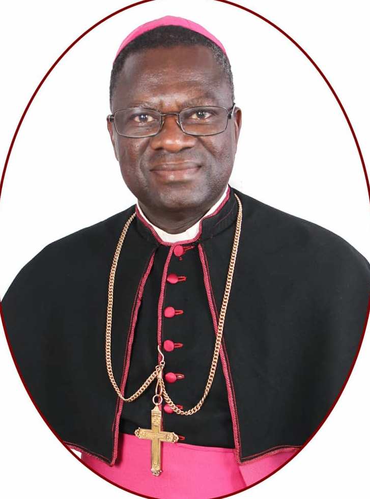 Commission Episcopale « Justice et Paix » : Mgr Alexandre Yikyi Bazié remplace Mgr Thomas Kaboré