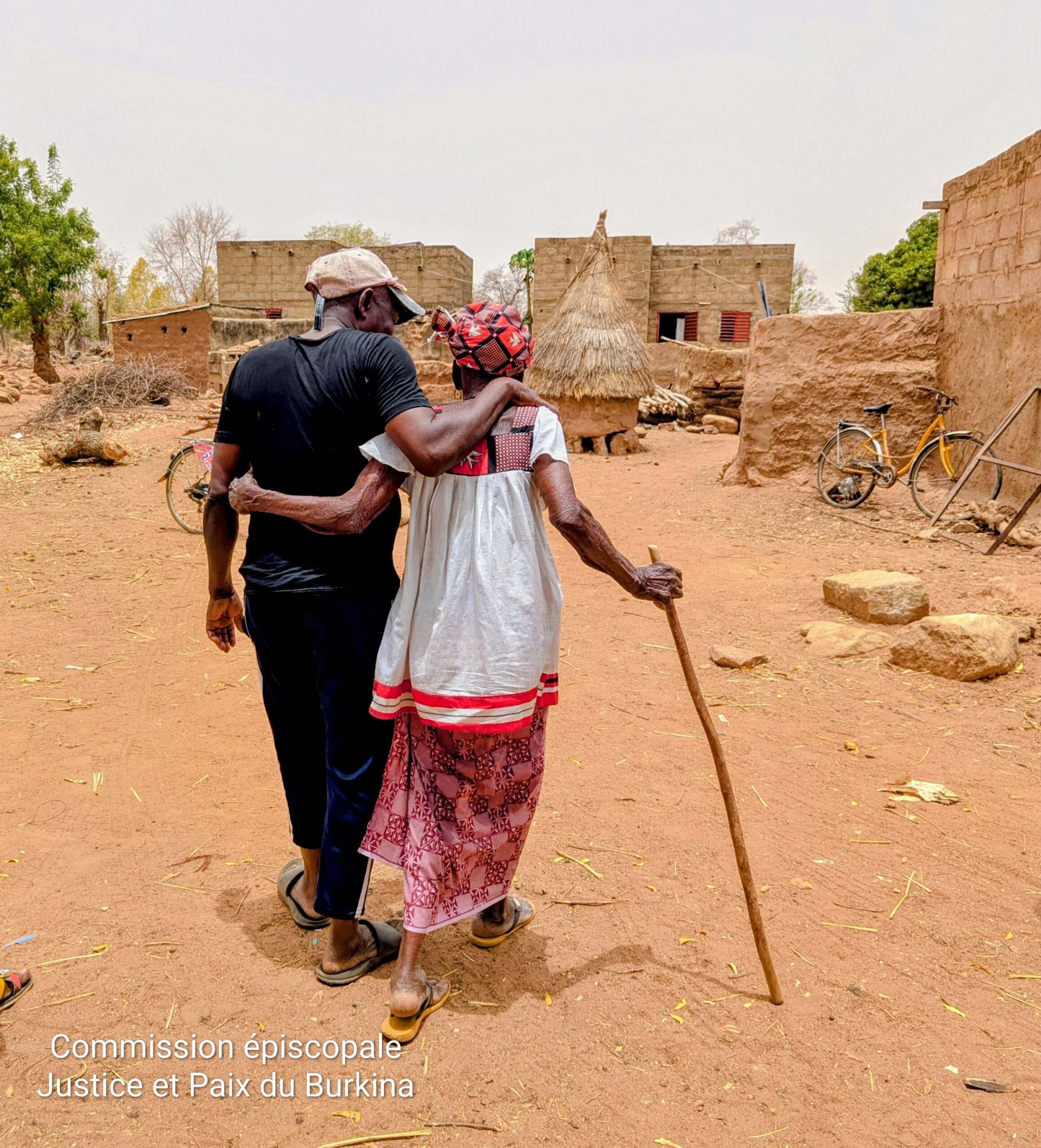 Nakambé : À 80 ans, Elisa S. (nom d’emprunt) retrouve enfin son foyer et sa dignité